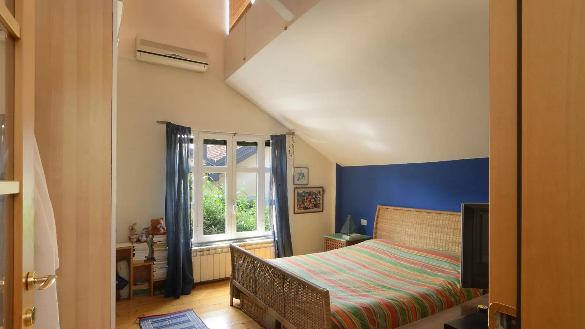 Luxury Bohemian Loft Navigli Area Apartment Milan